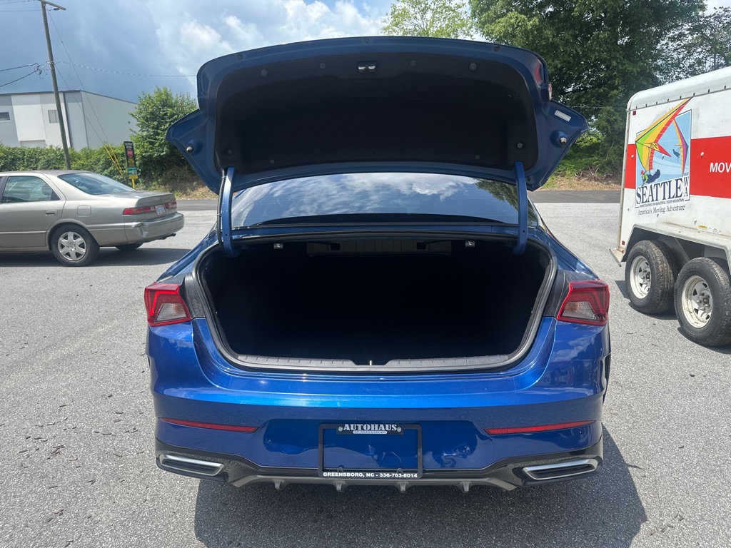 Vehicle image 13 of 45