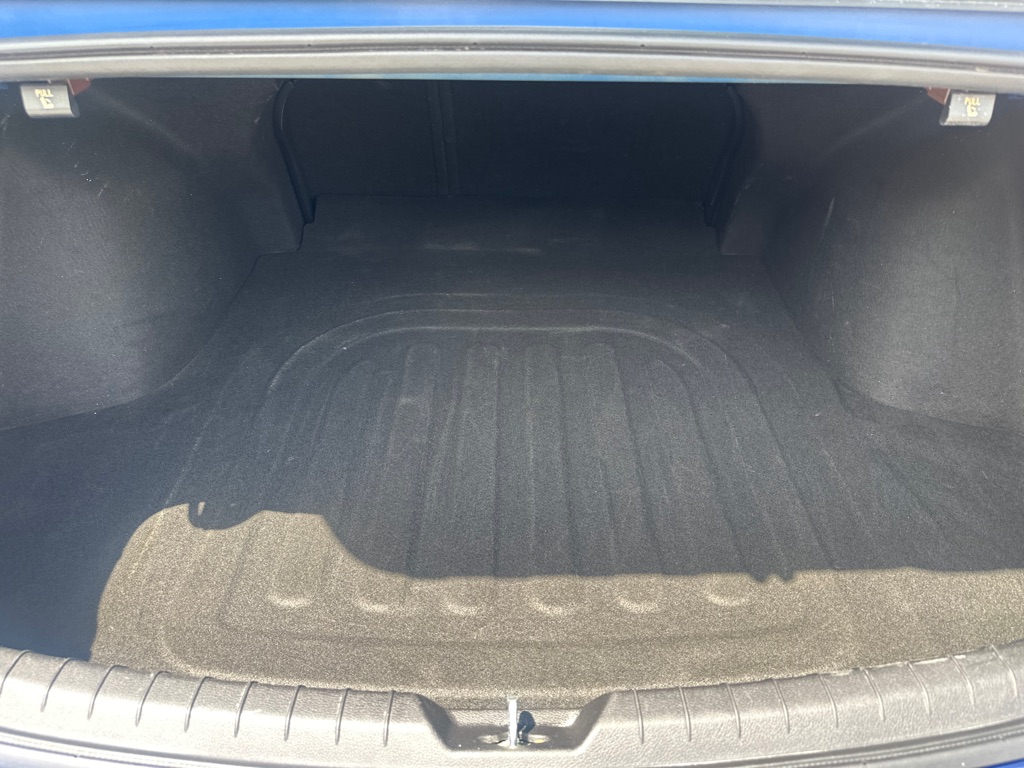 Vehicle image 12 of 45