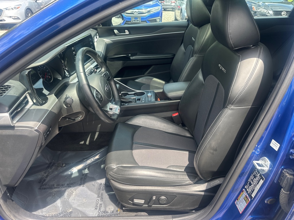 Vehicle image 19 of 45