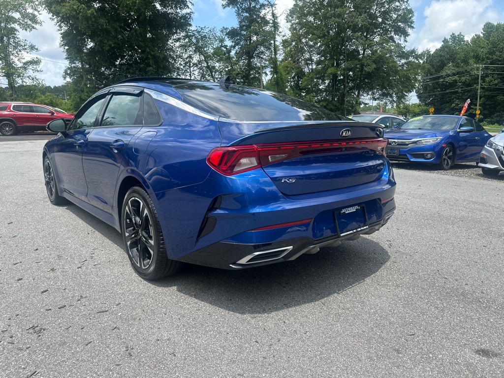 Vehicle image 8 of 45