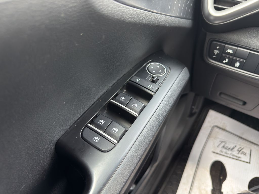 Vehicle image 18 of 20