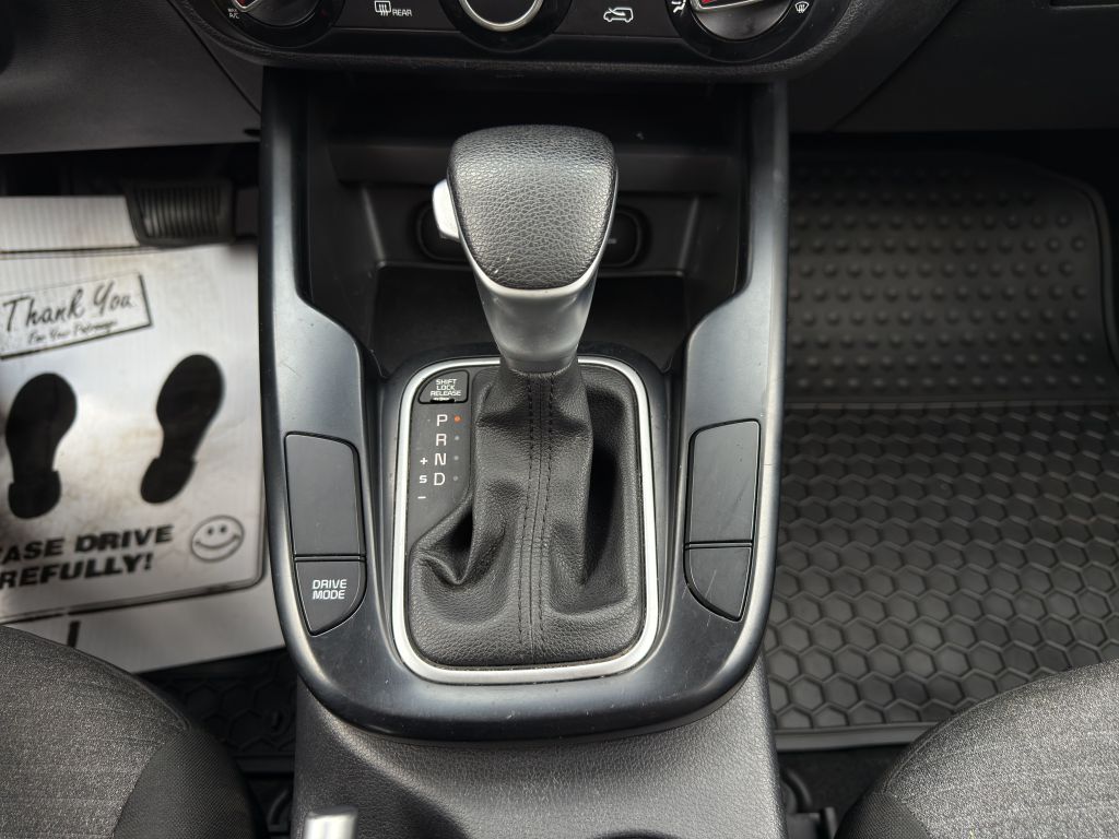 Vehicle image 16 of 20