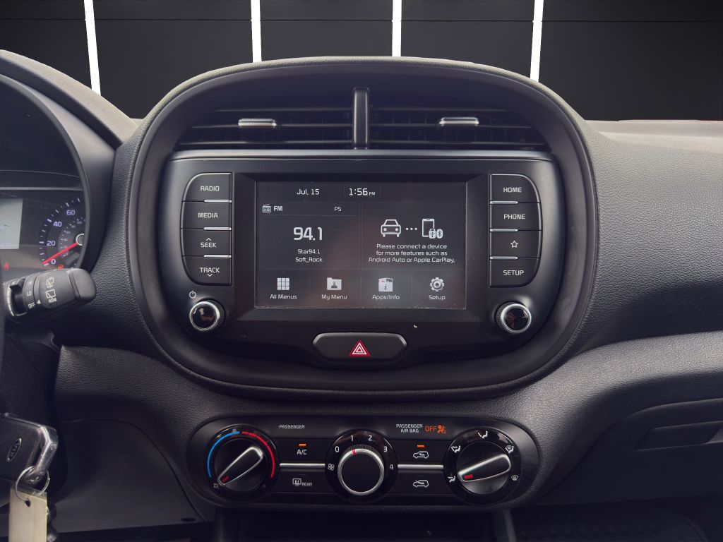 Vehicle image 15 of 20