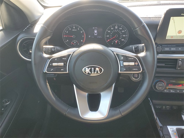 Vehicle image 10 of 27