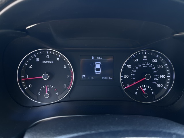 Vehicle image 18 of 27