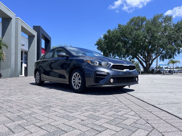 Vehicle image 6 of 27