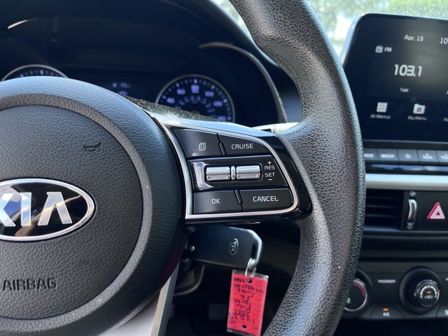 Vehicle image 17 of 27