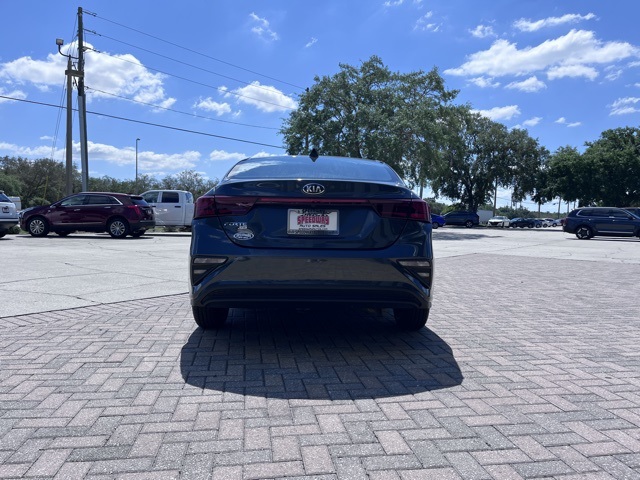 Vehicle image 5 of 27