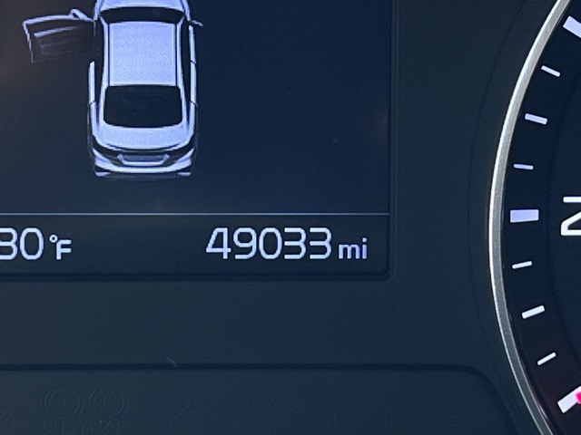 Vehicle image 19 of 27