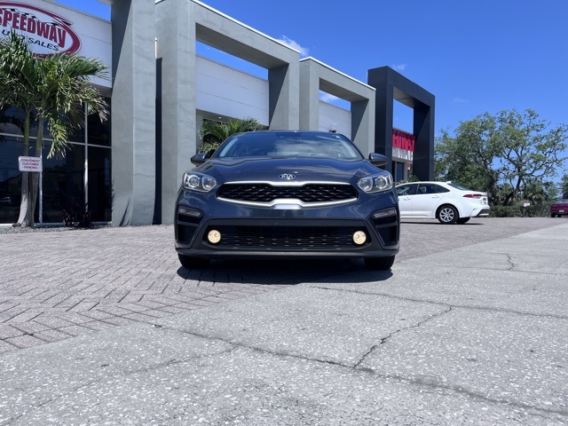 Vehicle image 4 of 27