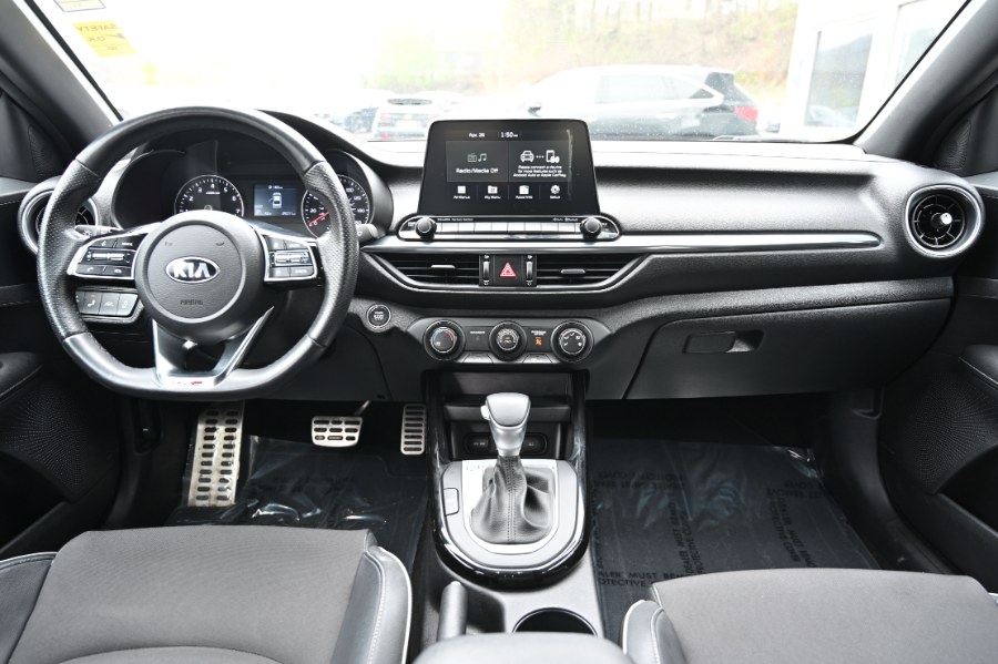 Vehicle image 14 of 33