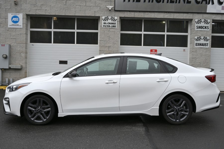 Vehicle image 8 of 33