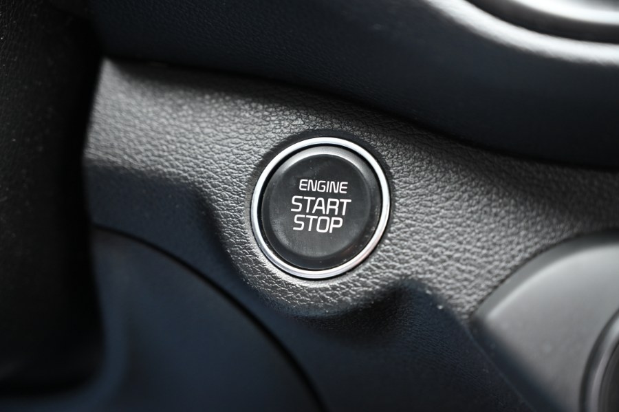 Vehicle image 32 of 33