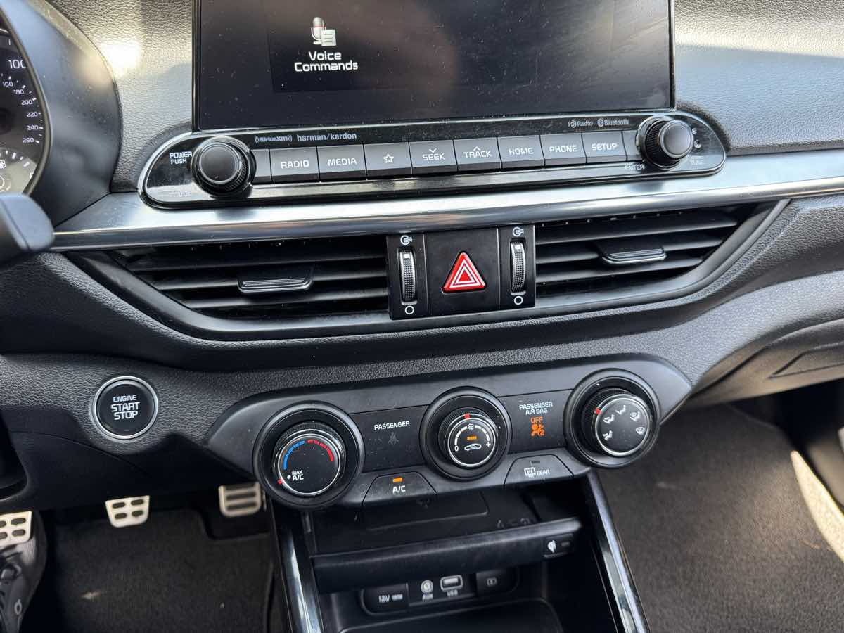 Vehicle image 34 of 47