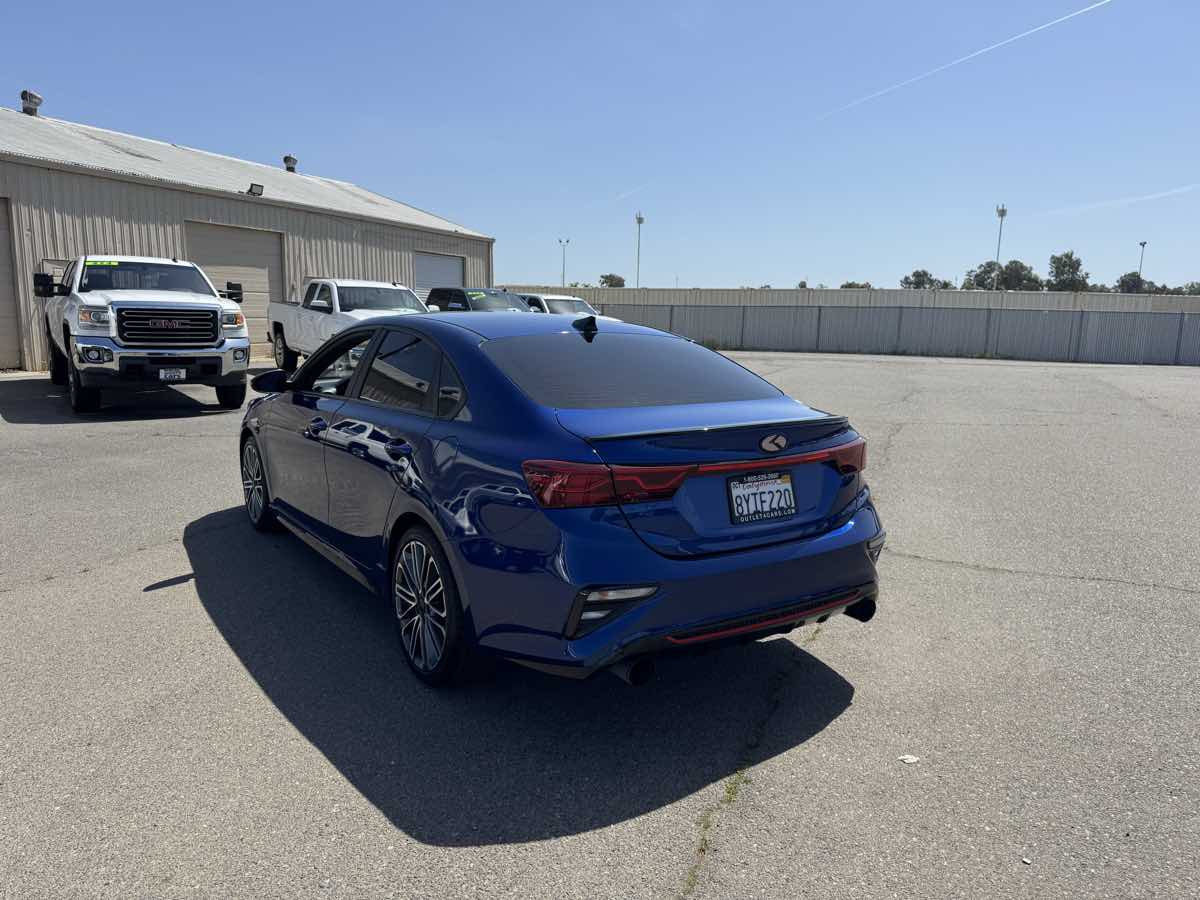 Vehicle image 8 of 47