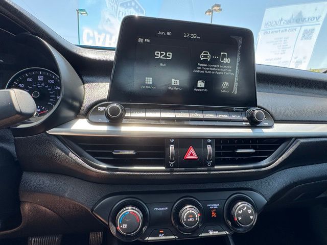 Vehicle image 22 of 31