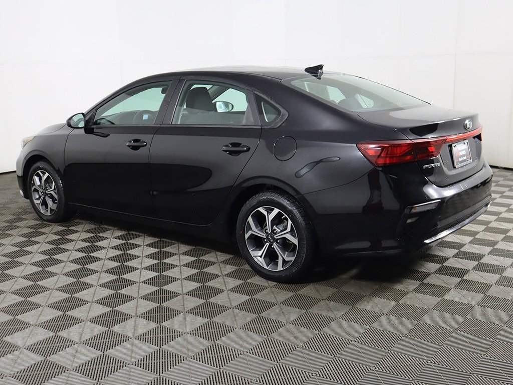 Vehicle image 6 of 51