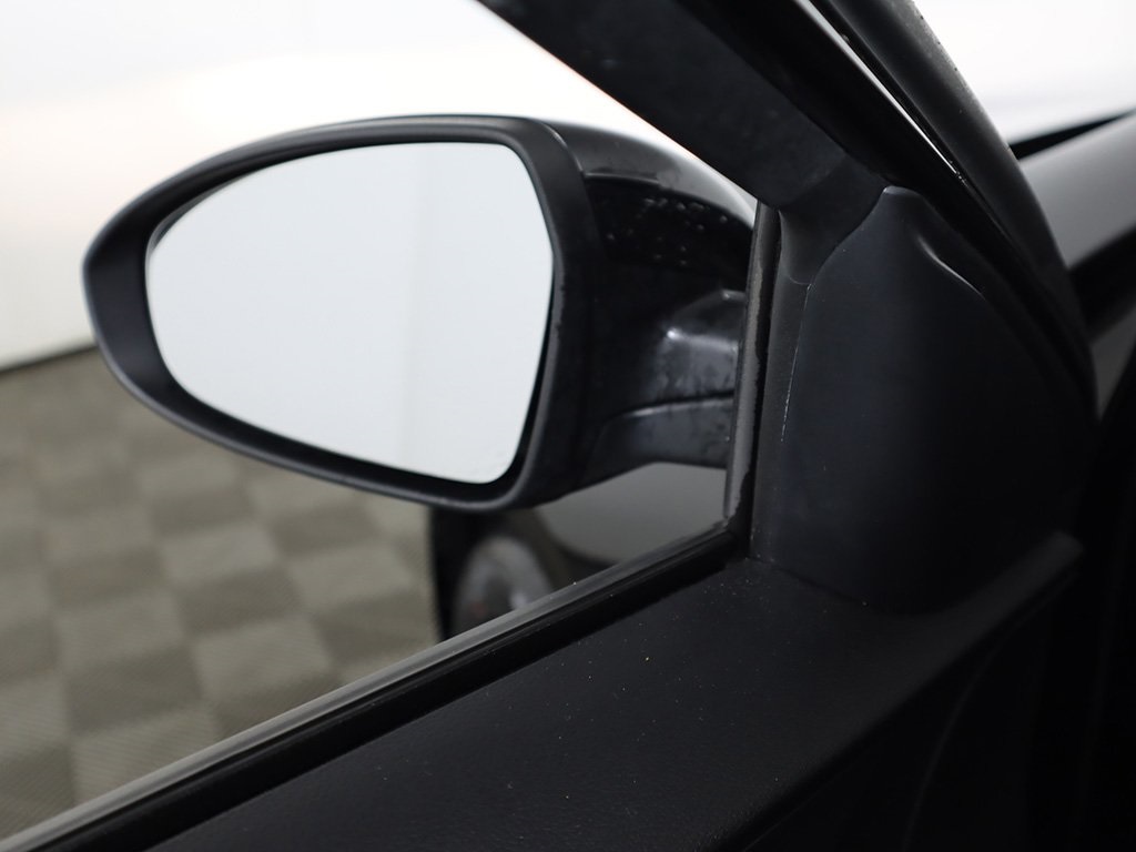 Vehicle image 29 of 51
