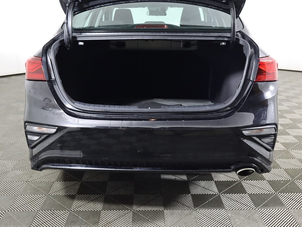 Vehicle image 13 of 51