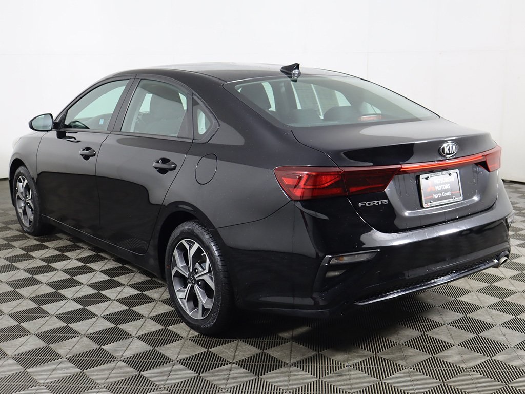 Vehicle image 9 of 51