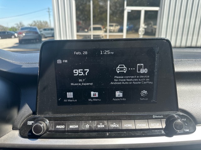 Vehicle image 17 of 18