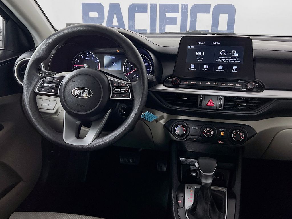 Vehicle image 11 of 34