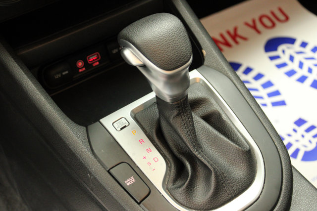 Vehicle image 23 of 27