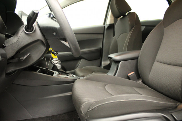 Vehicle image 15 of 27