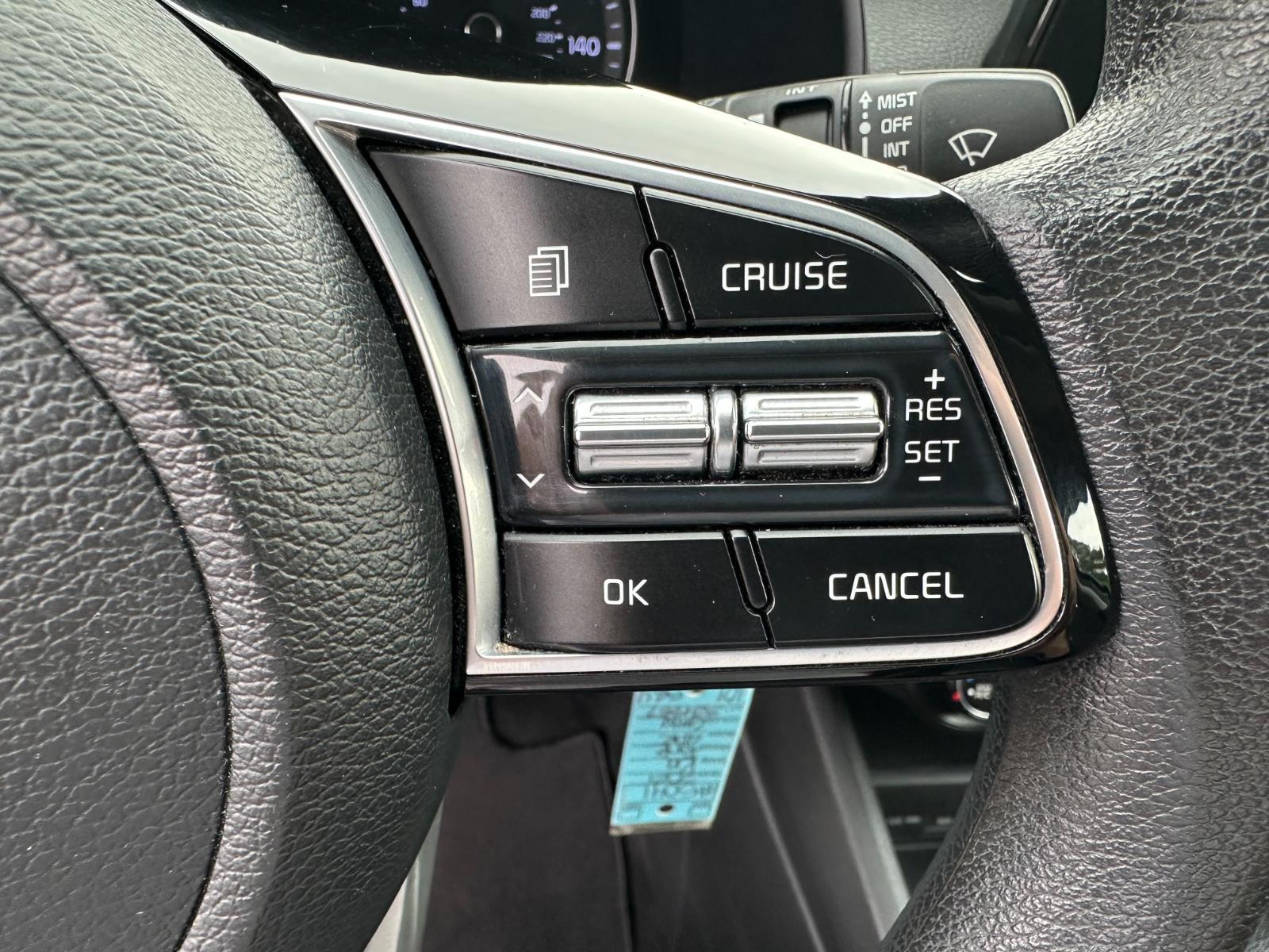 Vehicle image 19 of 31
