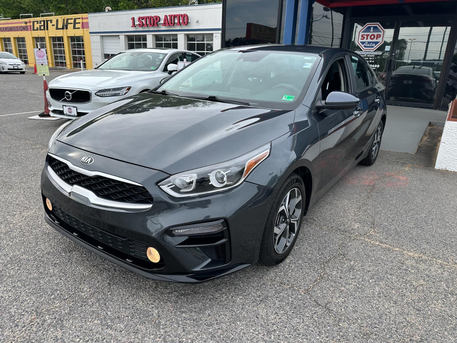 Vehicle image 7 of 31