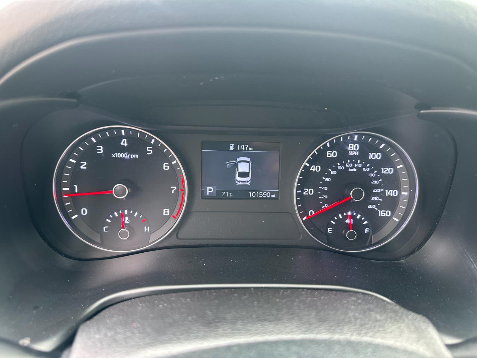 Vehicle image 20 of 31