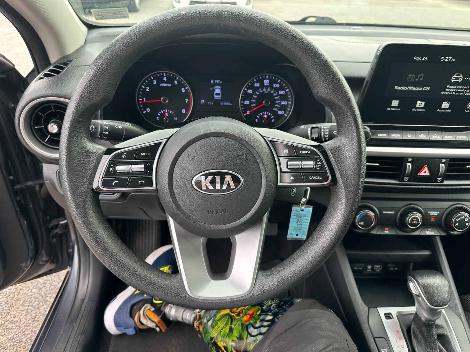 Vehicle image 17 of 31