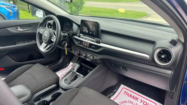 Vehicle image 16 of 16