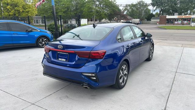Vehicle image 5 of 16