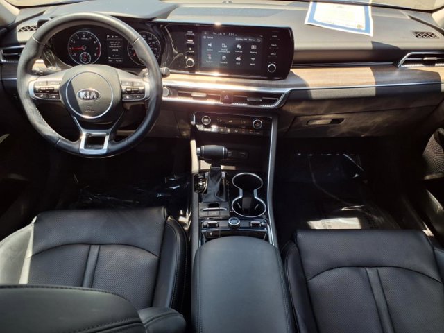 Vehicle image 15 of 25