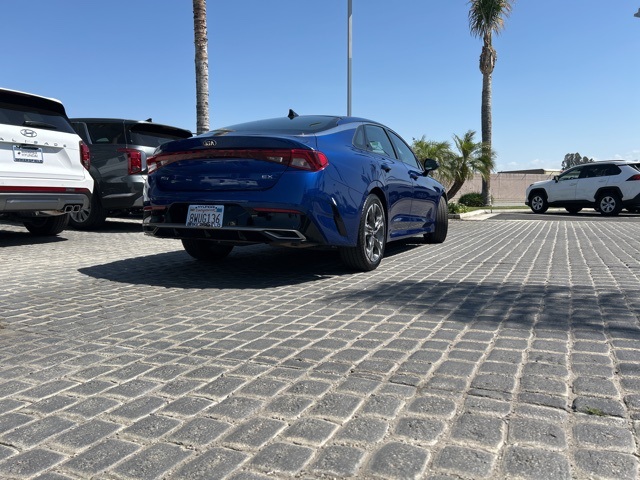 Vehicle image 6 of 39