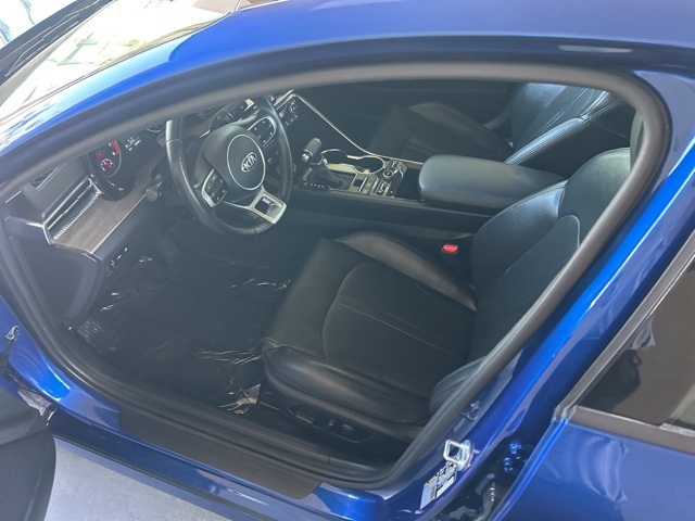 Vehicle image 20 of 39