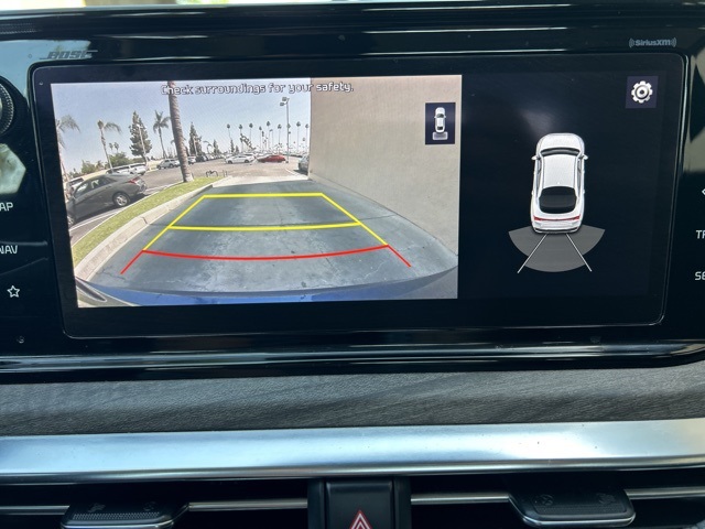 Vehicle image 15 of 39