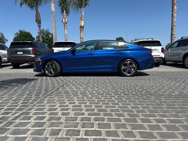 Vehicle image 8 of 39