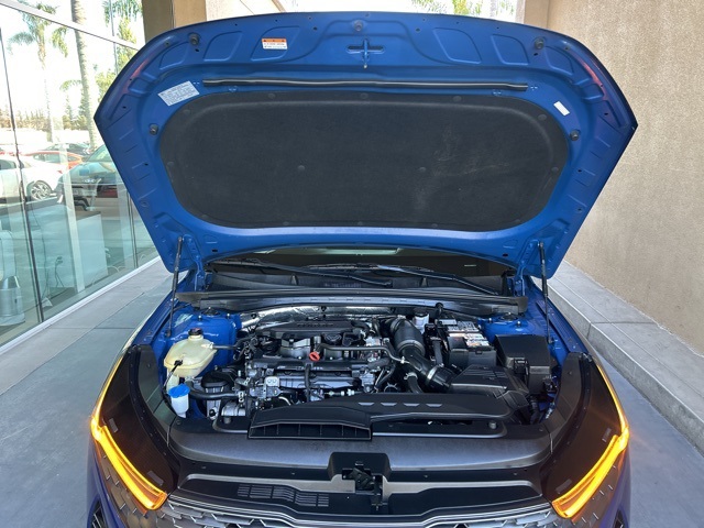 Vehicle image 35 of 39