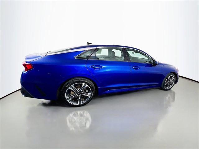 Vehicle image 5 of 32
