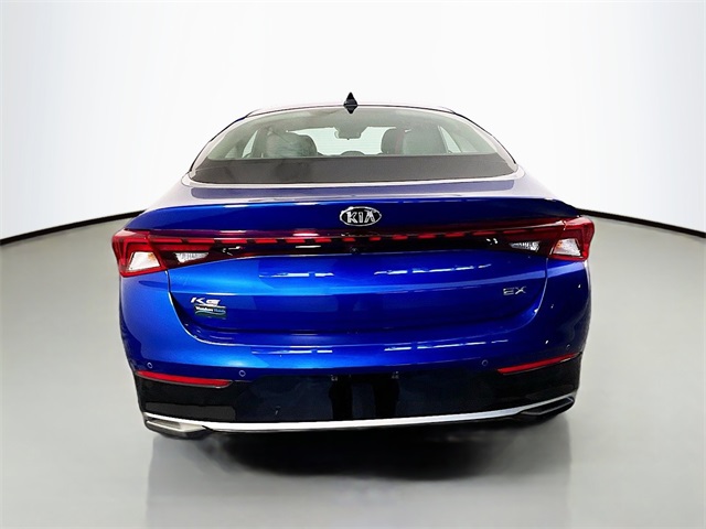 Vehicle image 7 of 32