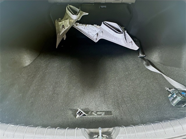 Vehicle image 26 of 31