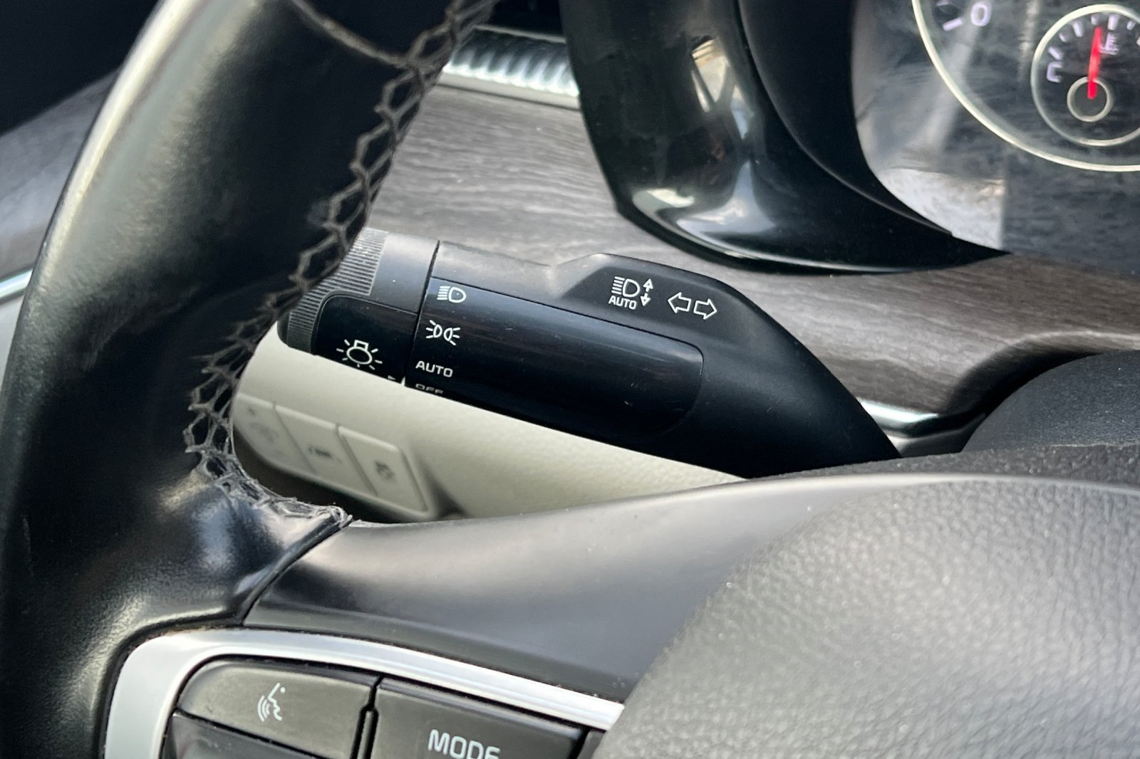 Vehicle image 42 of 55