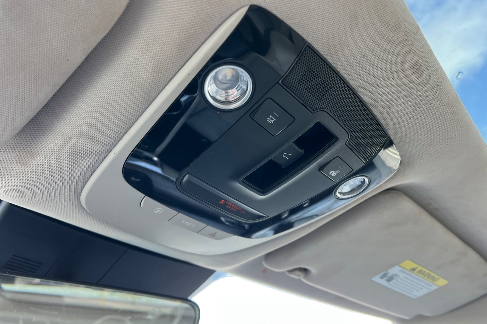 Vehicle image 53 of 55