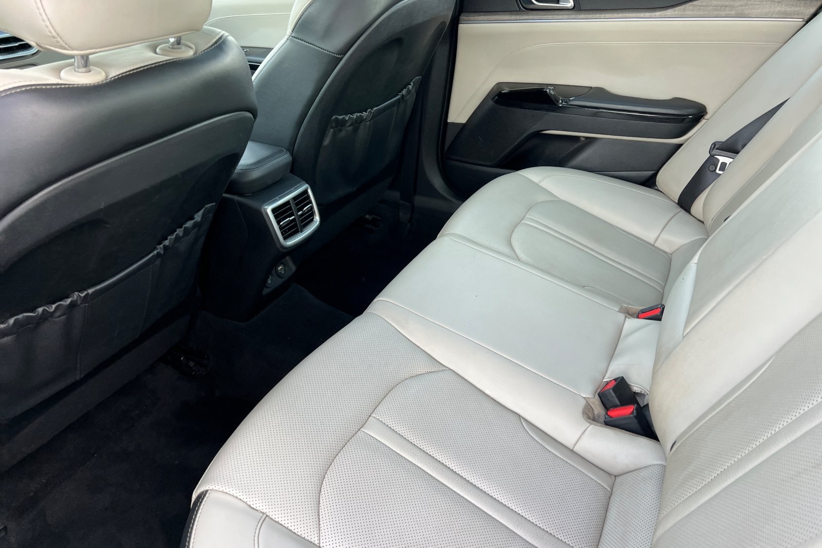 Vehicle image 13 of 55