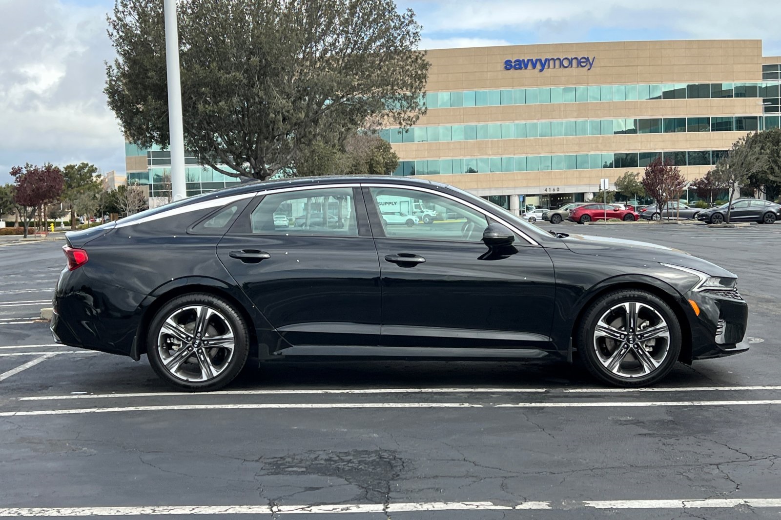 Vehicle image 5 of 55