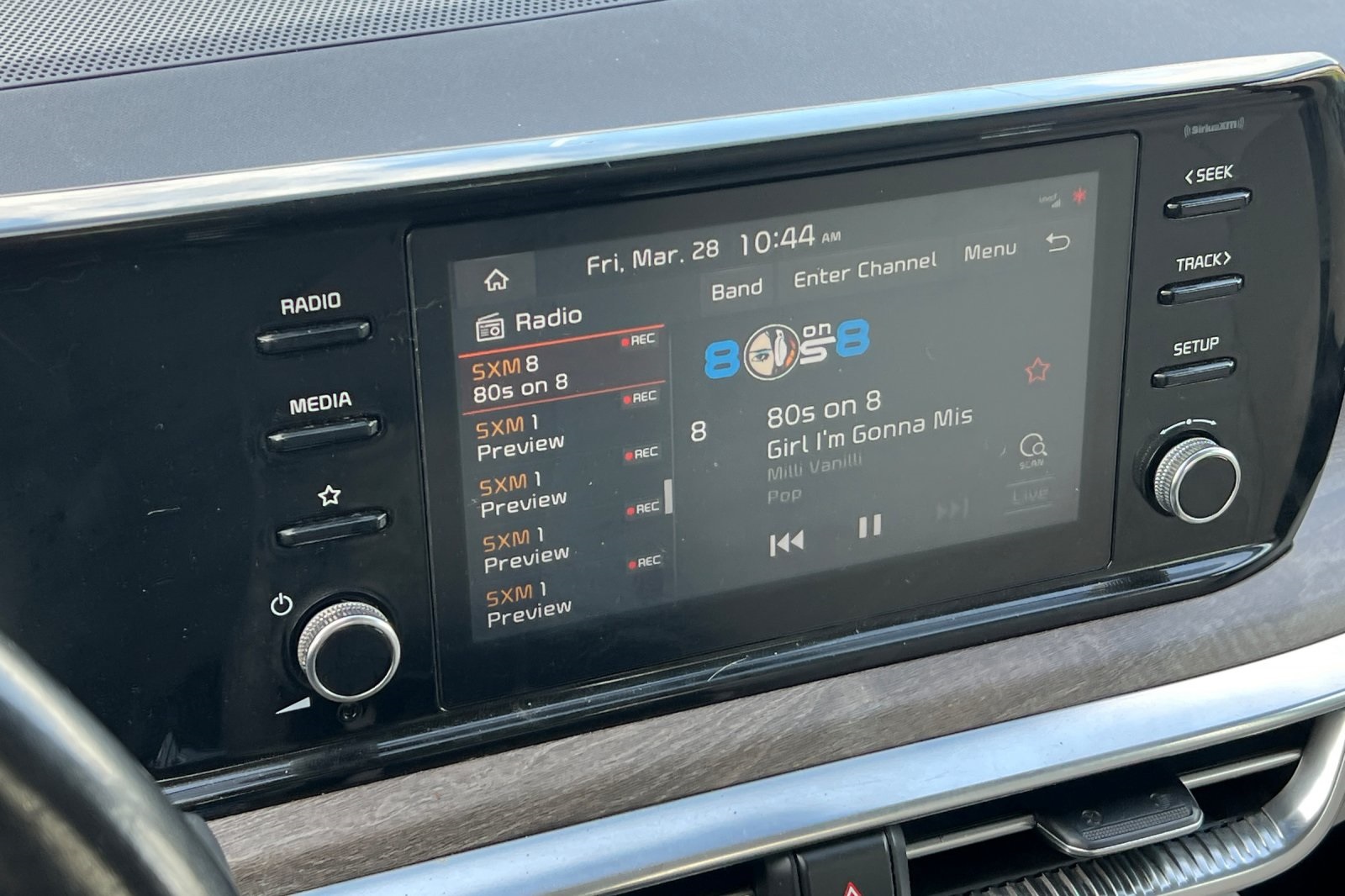 Vehicle image 21 of 55