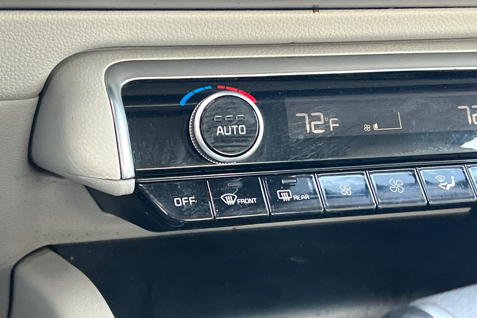 Vehicle image 29 of 55