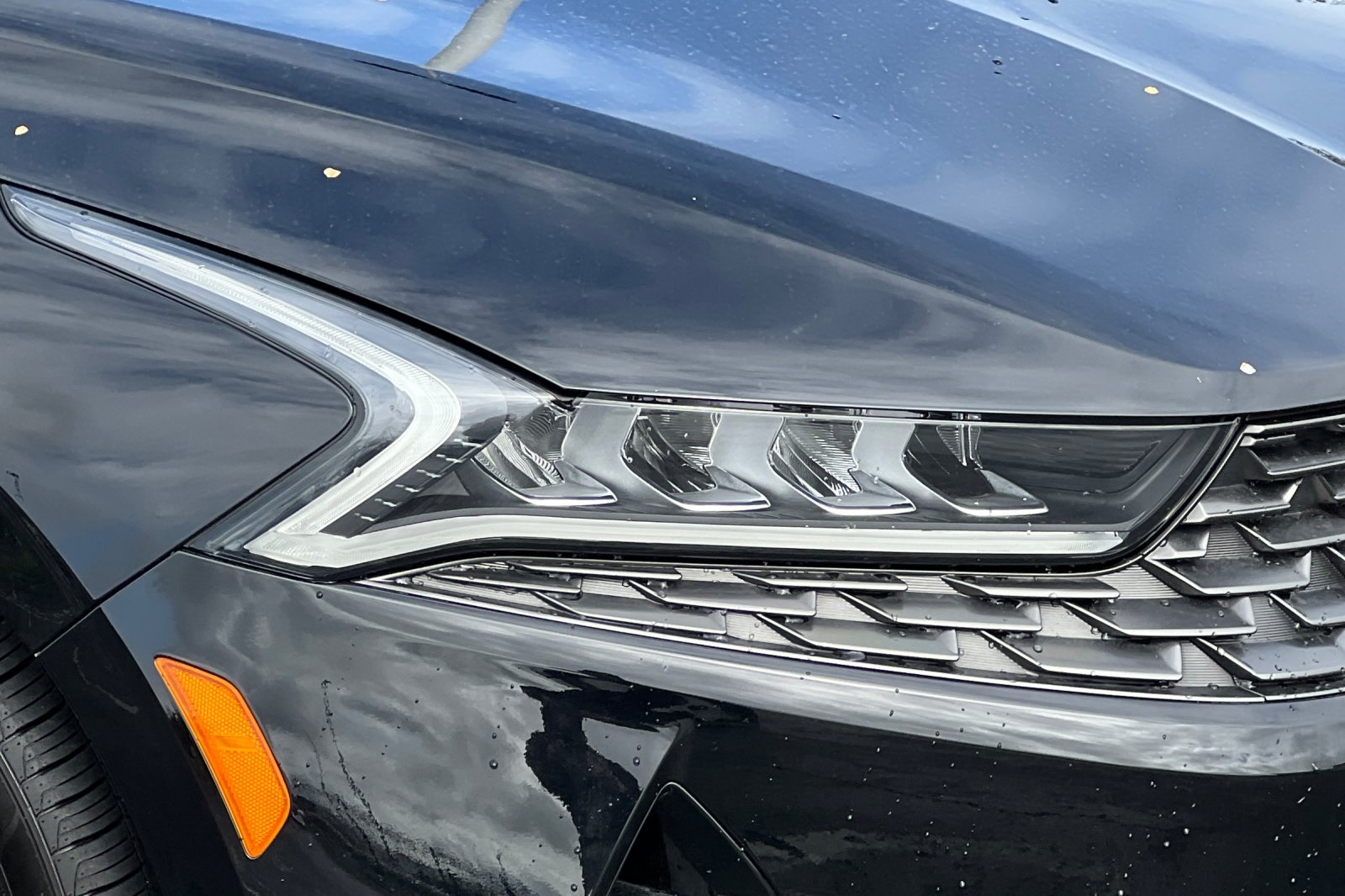 Vehicle image 40 of 55